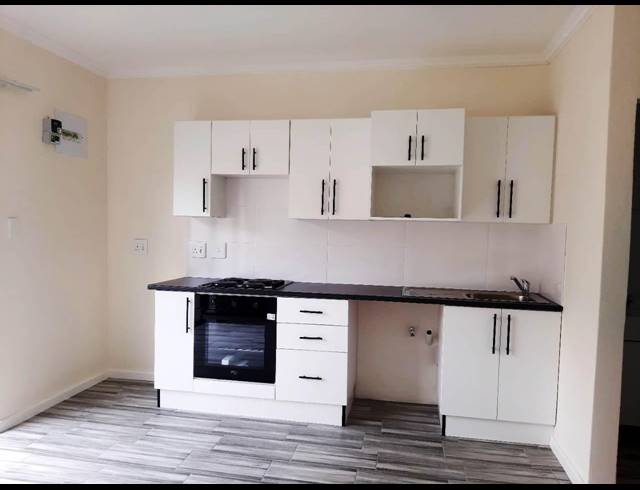 1 BEDROOM TOWNHOUSE RENTED IN MOUNT PLEASANT
